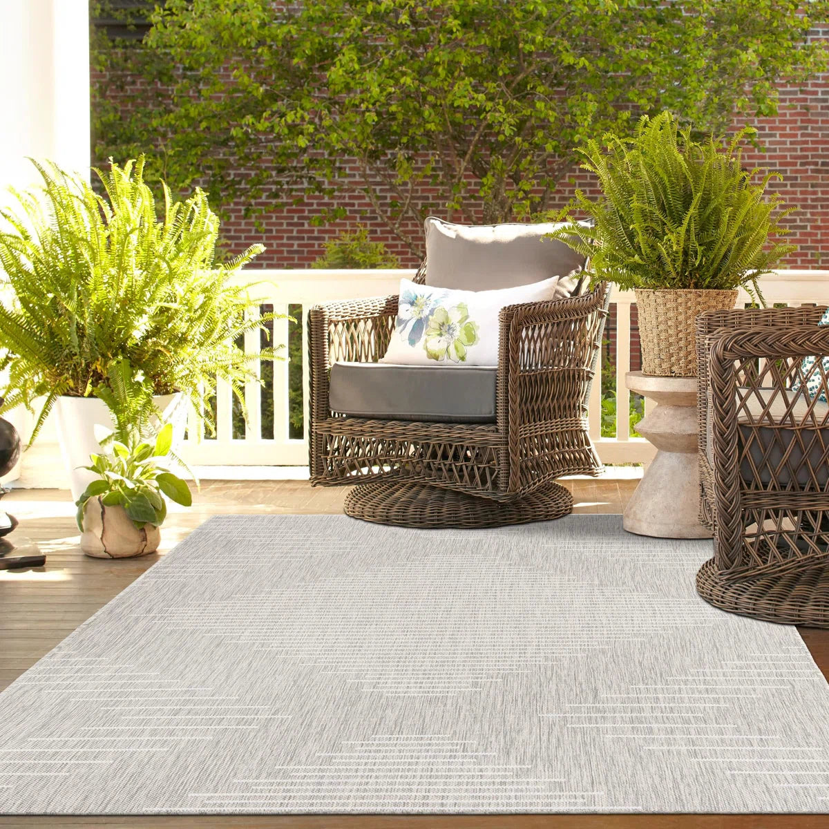 Ava-Mary Striped Indoor / Outdoor Rug