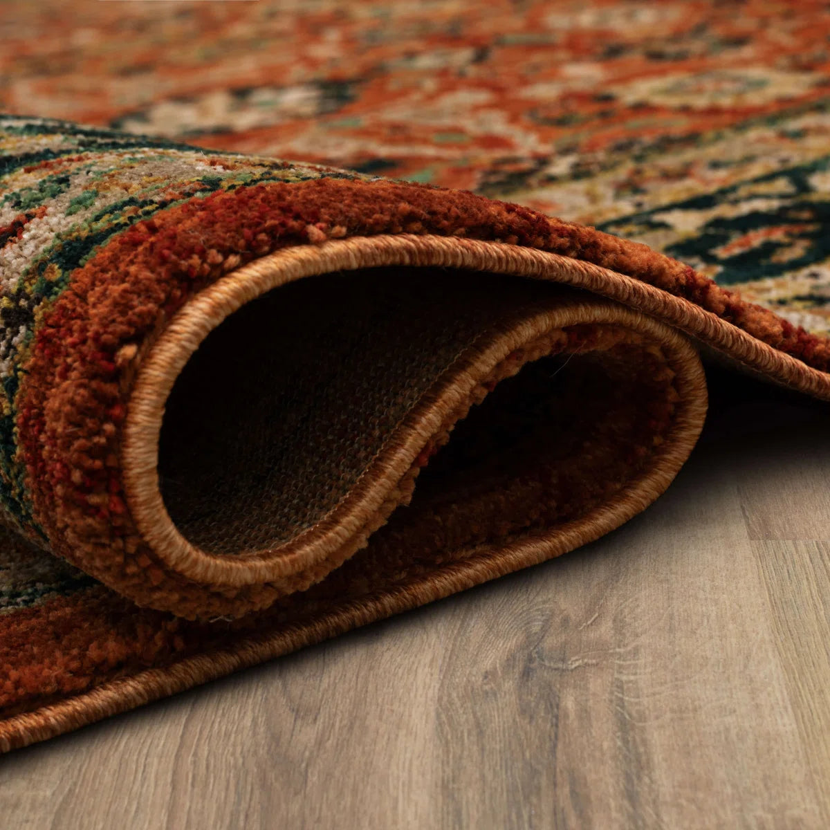 Spice Market Keralam Plush Pile Stain/Fade Resistant Polyester Woven Floral Indoor Area Rug